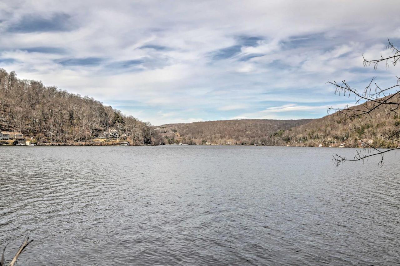 Dainty New Preston Cottage With Dock And Lake Views! Extérieur photo